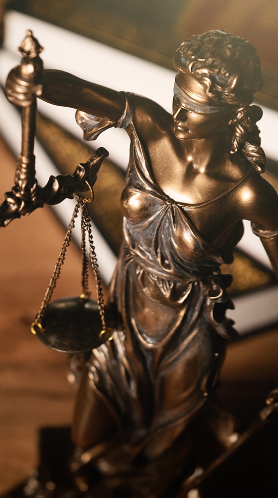 statue de la justice
